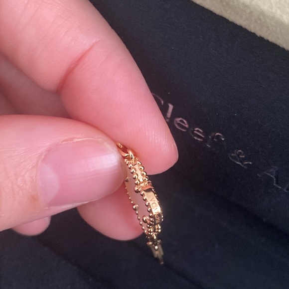 Van Cleef & Arpels Mother of Pearl Alhambra Bracelet - Picture 7 of 15